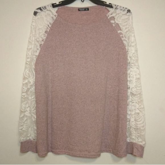 SHEIN Tops - Shein Lace Sleeve Raglan Heather Pink White Blouse Crew Neck 4X